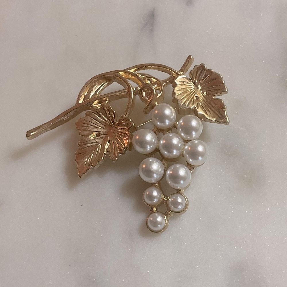 Faux Pearls Grape Brooch